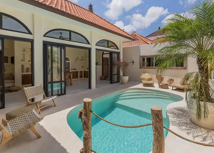 Saleya With Jacuzzi Villa *