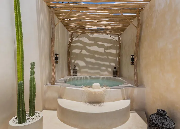Saleya With Jacuzzi
